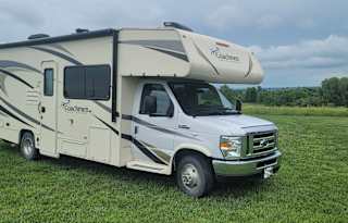 2017 Coachmen RV Freelander 26RS Ford 350