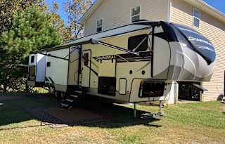 2021 Chaparral Bunkhouse and 2 Full Bathrooms