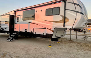 2022 Keystone RV Sprinter 3570FWLFT