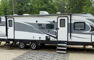 2018 Forest River RV Vibe Extreme Lite 306BHS