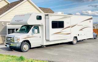 2015 Winnebago Minnie Winnie 30f Bozeman Delivery!