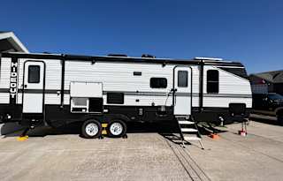 2022 Keystone RV Hideout 28BHSWE