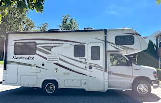 2017 Forest River RV Sunseeker 2290S Ford