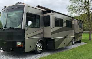 2005 Fleetwood Discovery 39S