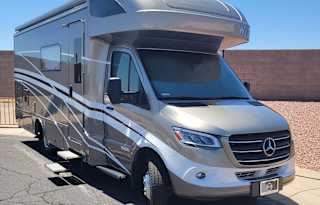 Easy to Drive 2022 Winnebago Navion, meet "Goldie"