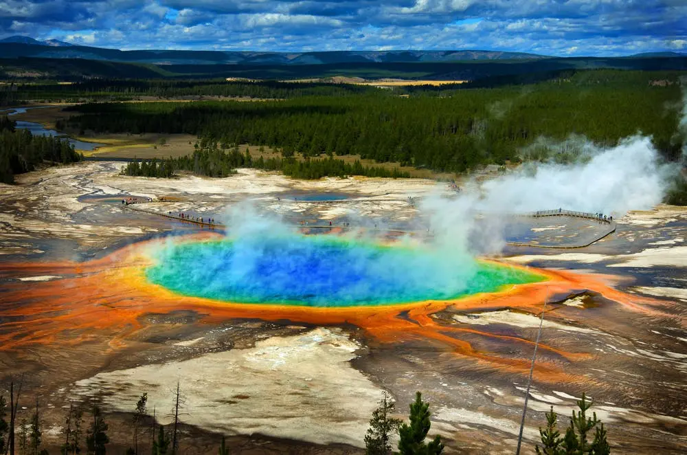 Peoria to Yellowstone National Park